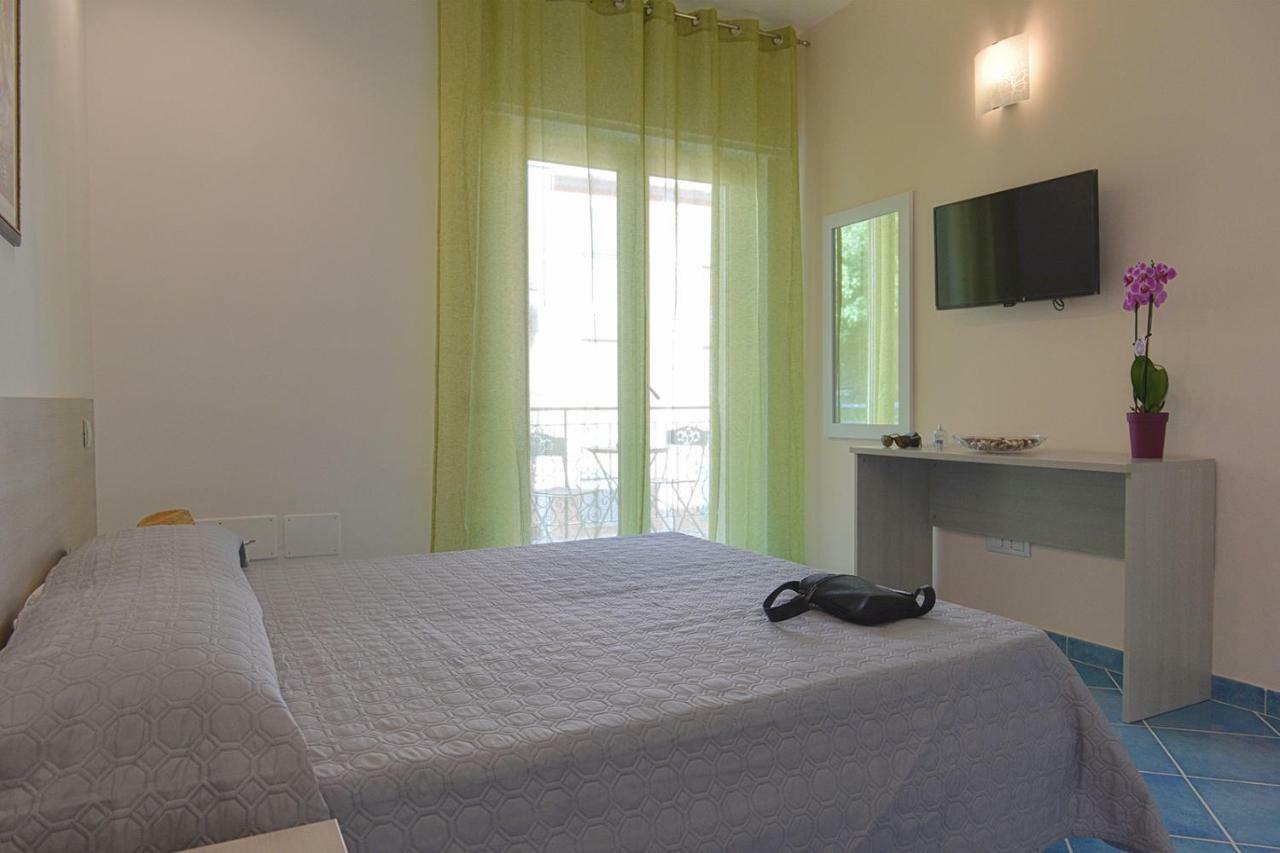 Bed and Breakfast Acquamarine Maiori Amalfi Coast Exterior foto